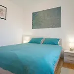 House Salvia 度假居 *